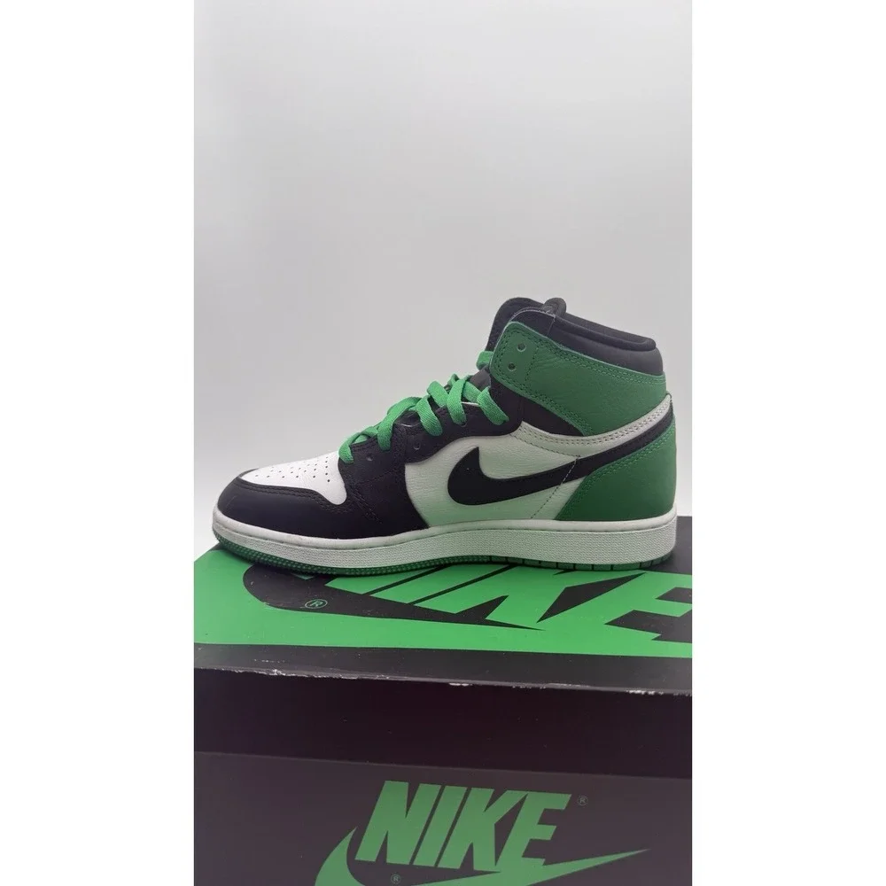 Nike GS Air Jordan 1‎ Retro  High OG Lucky Green FD1437-031 US 7Y Brand New